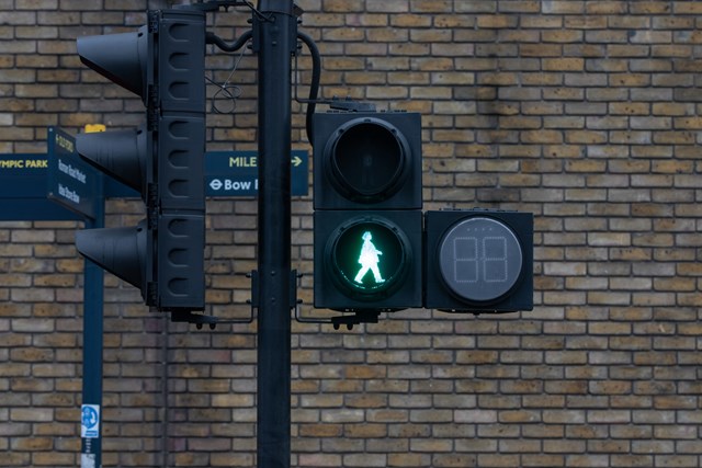 Tfl Image - IWD Green Woman Pedestrian Lights 01