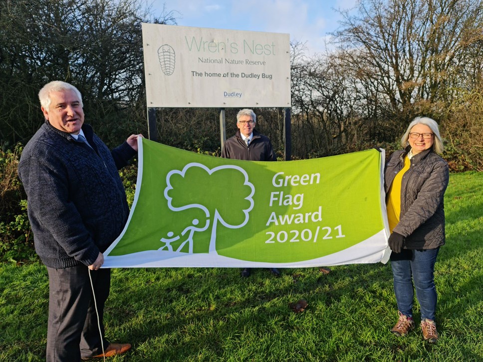 Leader of Dudley Council with volunteers at Wrens Nest