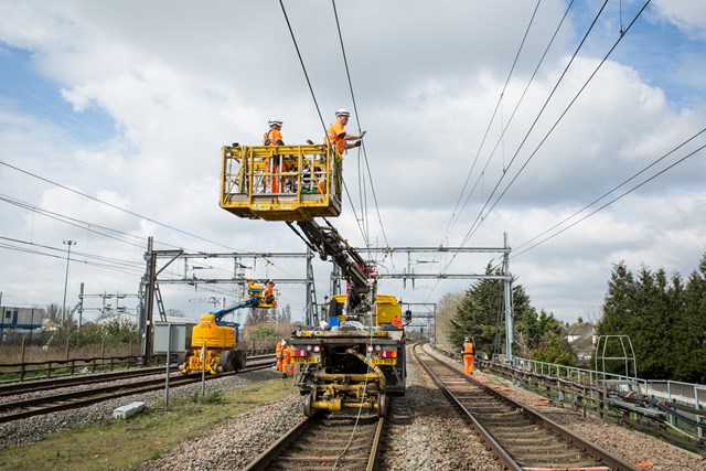 Network Rail sets out £multi-billion plan for a bigger and better railway in the Anglia region: Chadwell Heath - overhead line upgrades Easter 2015 02