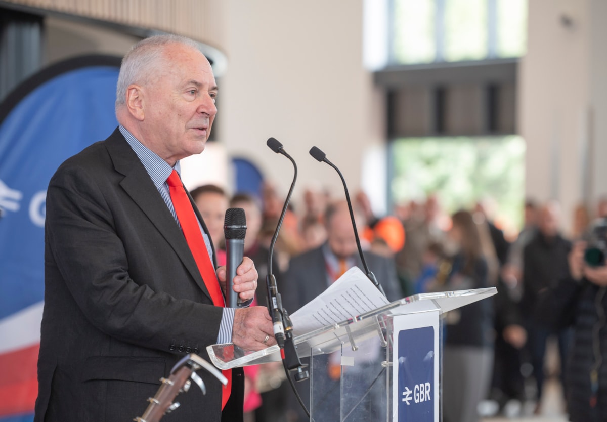Lord Peter Hendy addressing the crowd