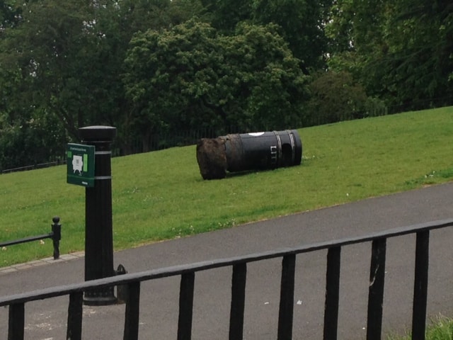 vandalism Clissold Park