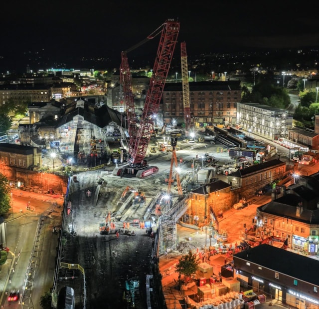 Hudd 30 day - birdseye crane: Hudd 30 day - birdseye crane