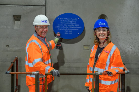HS2 CEO Mark Wild and Director of the Brunel Museum install a plaque in the Euston Tunnel underneath where HS2 passes the tomb of Sir Marc Brunel and his son Isambard Brunel