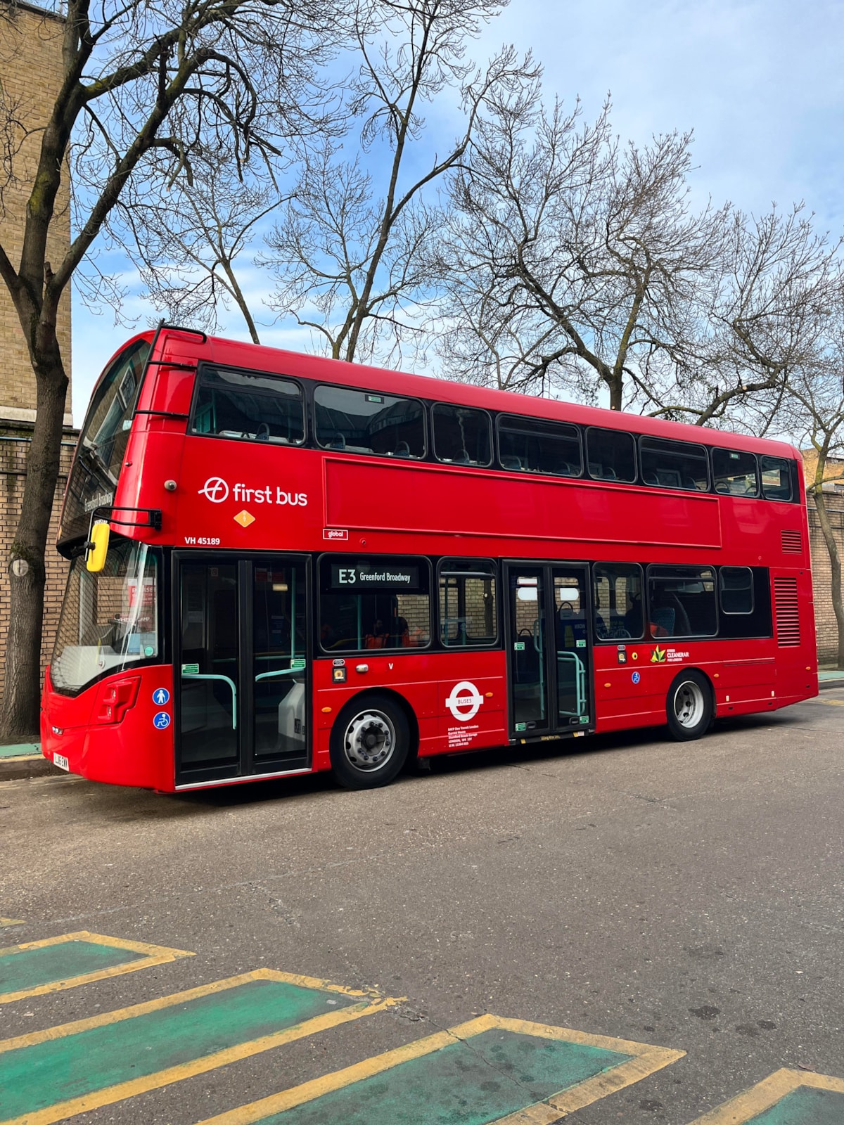 Branded double deck VH Front and nearside