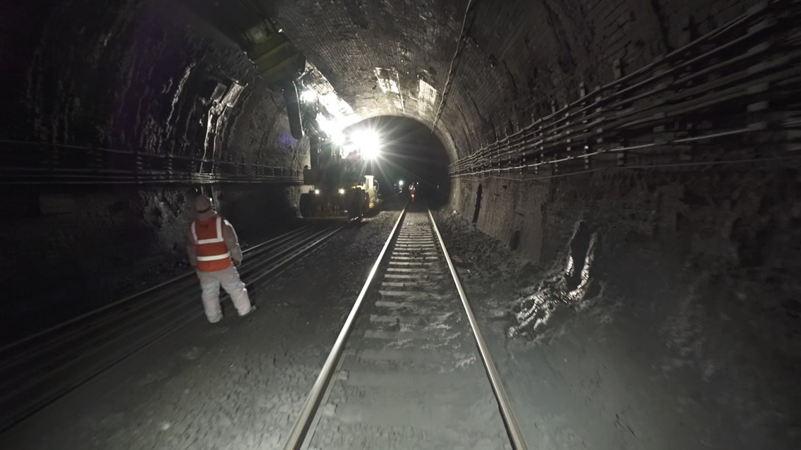 Preparatory work to upgrade the railway in 130-year-old Severn Tunnel reaches important milestone