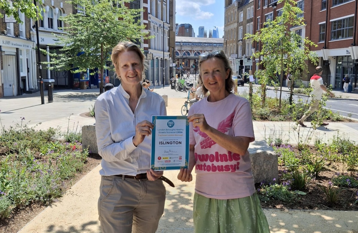 Alice Roberts, CPRE and Cllr Champion Cllr Rowena Champion, Executive Member for Environment, Air Quality, and Transport at Islington Council-3