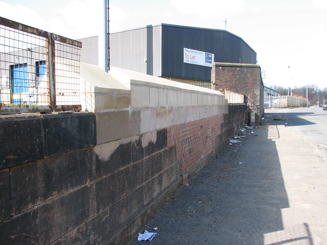 21.3.PinkstonRoadParapets