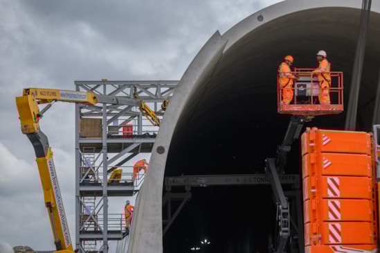 20251016 Greatworth  tunnel and slab laying-55