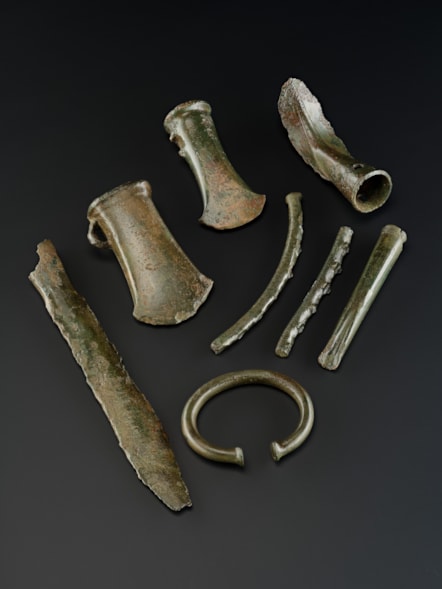 Bronze Age objects from Scotland. Image © National Museums Scotland 