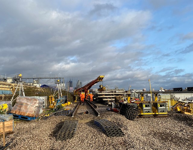 Pouparts Junction near Clapham - renewed over Christmas 2021/22: Pouparts Junction near Clapham - renewed over Christmas 2021/22