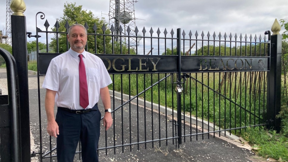 Councillor Bradley at Sedgley Beacon gates cropped
