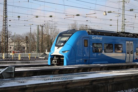 A Go-Ahead train in Augsburg, December 2022