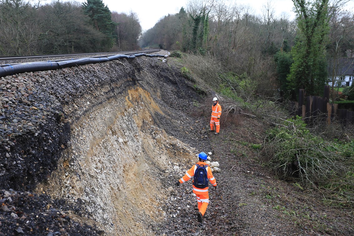 Ockley landslip site - 23/01/2014: Ockley landslip site - 23/01/2014
