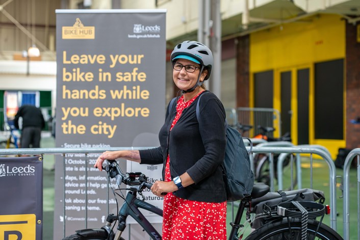 New Connecting Leeds pop-up bike hub opens to public: CYCLING HUB KIRKGATE©LizzieCoombes2020-13