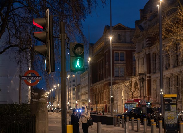 Tfl Image - IWD Green Woman Pedestrian Lights 6