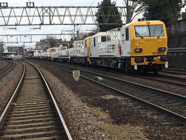 Rail passengers thanked as major upgrades are completed over Christmas and New Year: OLE renewals Forest Gate complete 3