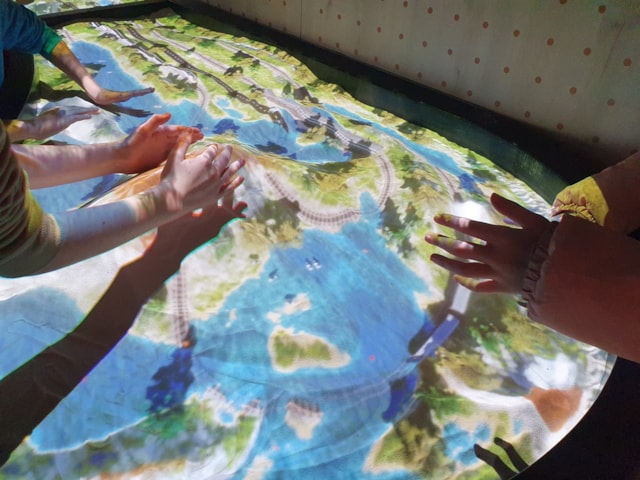 Sandpit activity onboard the Inspiration train: Interactive sandpit activity onboard the Inspiration train