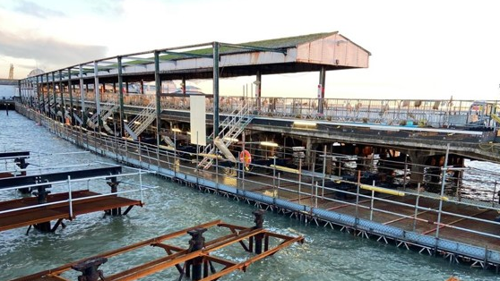 Ryde Pier main