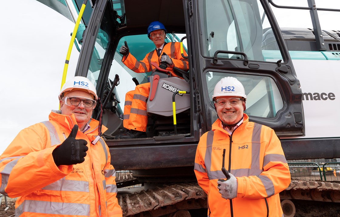 L-R Martyn Woodhouse (MDJV Project Director), Andy Street (West Midlands Mayor), Dave Lock (HS2 Project Client)