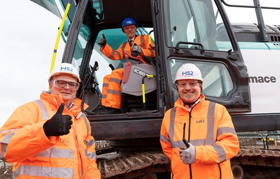 L-R Martyn Woodhouse (MDJV Project Director), Andy Street (West Midlands Mayor), Dave Lock (HS2 Project Client)