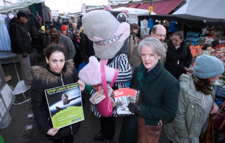 loan_sharks_0109.jpg