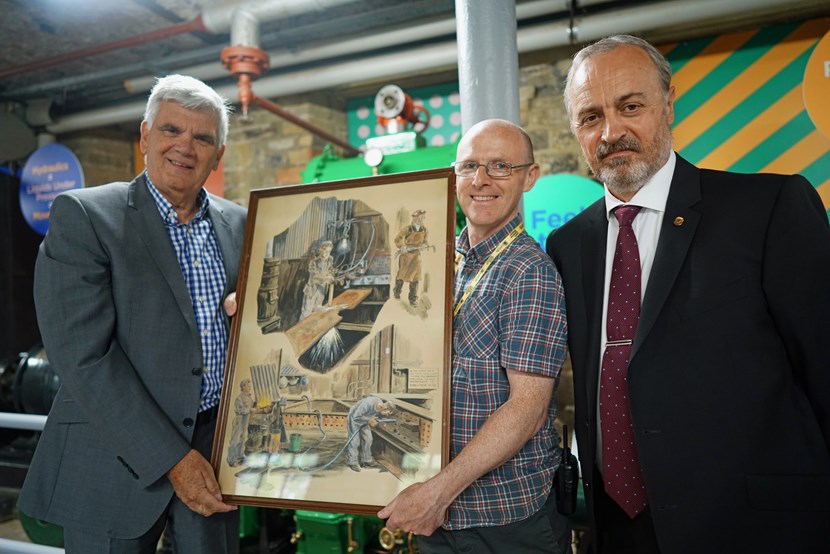 Crane memorabilia takes museum’s collection to new heights: crane3-918466.jpg