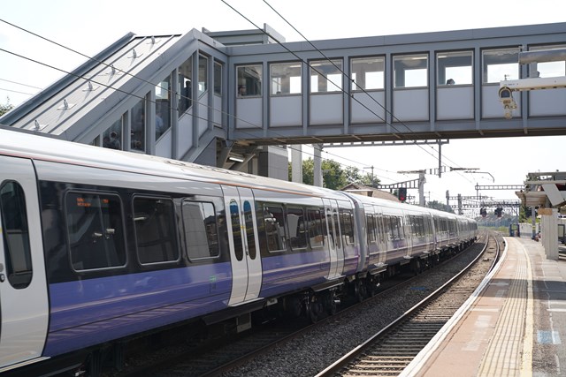 TfL Image - PN076 - West Drayton platforms and new footbridge with lifts