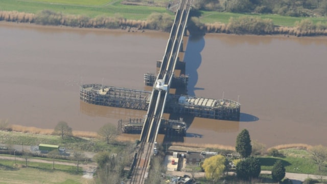 Investment to boost reliability at Goole Swing Bridge: Goole Swing Bridge-2