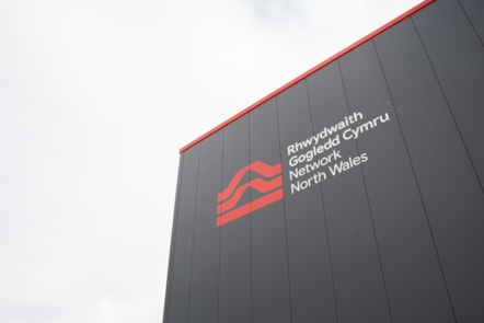 Holyhead Wheel Lathe opening-8