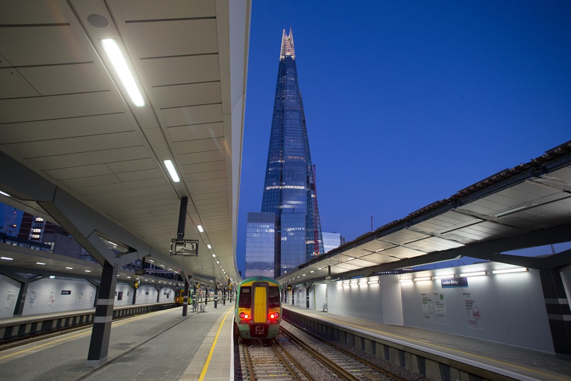 First trains arrive at new London Bridge platforms: First trains arrive at new London Bridge platforms, part of the Thameslink Programme
