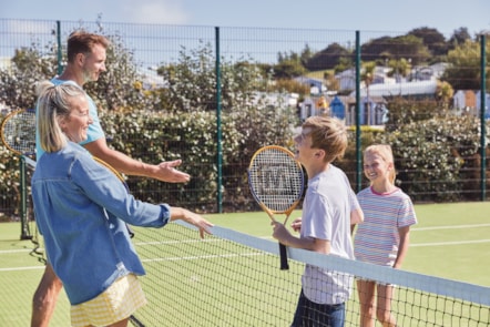 Littlesea tennis game