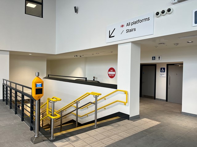 Stairs down to platform level at Sunderland station (1): Stairs down to platform level at Sunderland station (1)