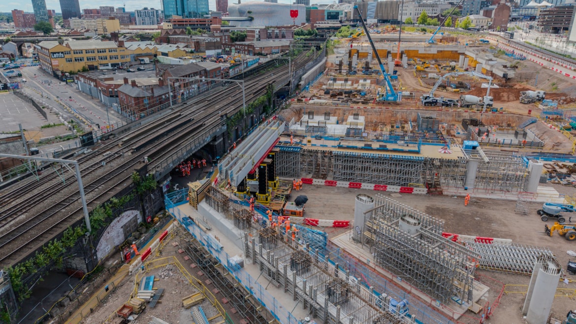 HS2 lifts first huge beams for Birmingham’s Curzon Street station: The first two beams for Curzon Street station in position alongside the railway into New Street June 2026