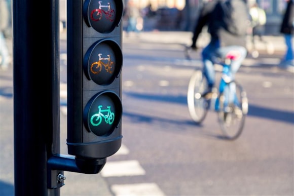 Work on second section of Cycleway 34 to begin later this month: TfL Image - Cycleway traffic lights