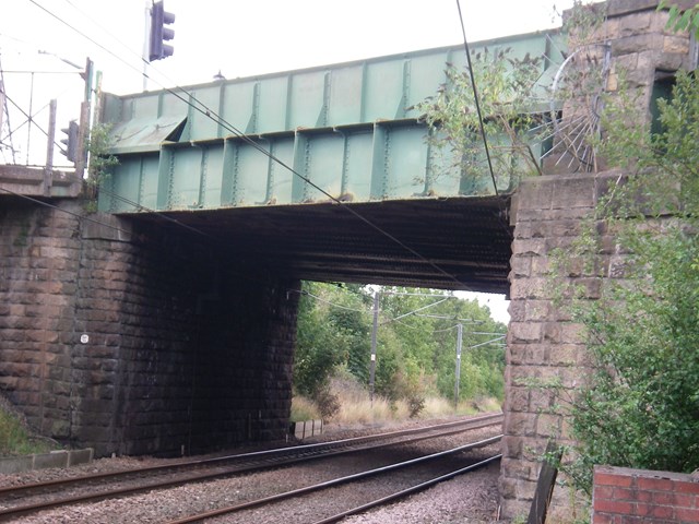 Kirkstall railway bridge