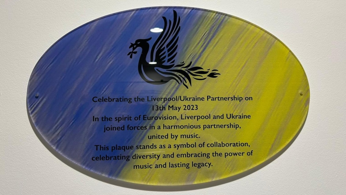 Liverpool marks 2-year Eurovision anniversary with plaque unveiling at Lime Street station: Eurovision plaque - Liverpool Lime Street-2