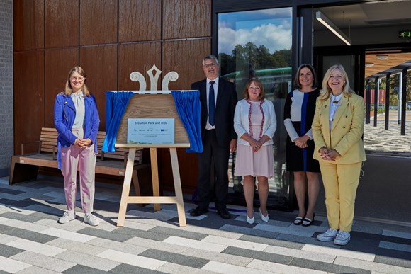  Minister Maclean, Cllr Lewis, Cllr Groves, Cllr Hayden and WY Mayor Tracy Brabin