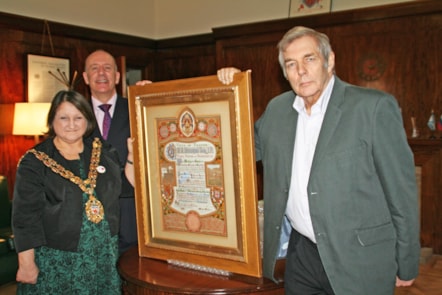 scrollhandover.jpg