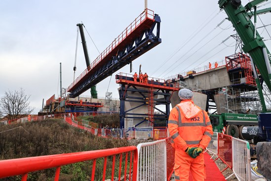 The truss being moved from the first span of the River Tame viaduct