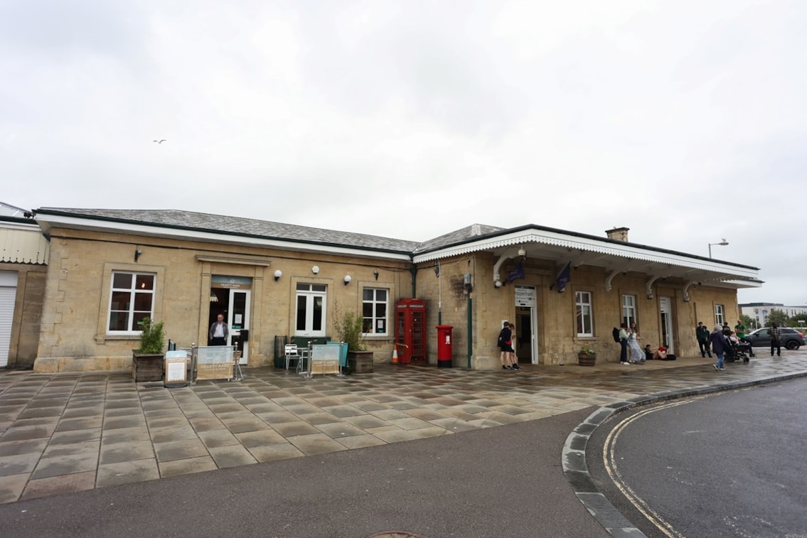 Chippenham station-2