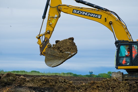 HS2 Calvert cutting close up of excavator Sept 2022