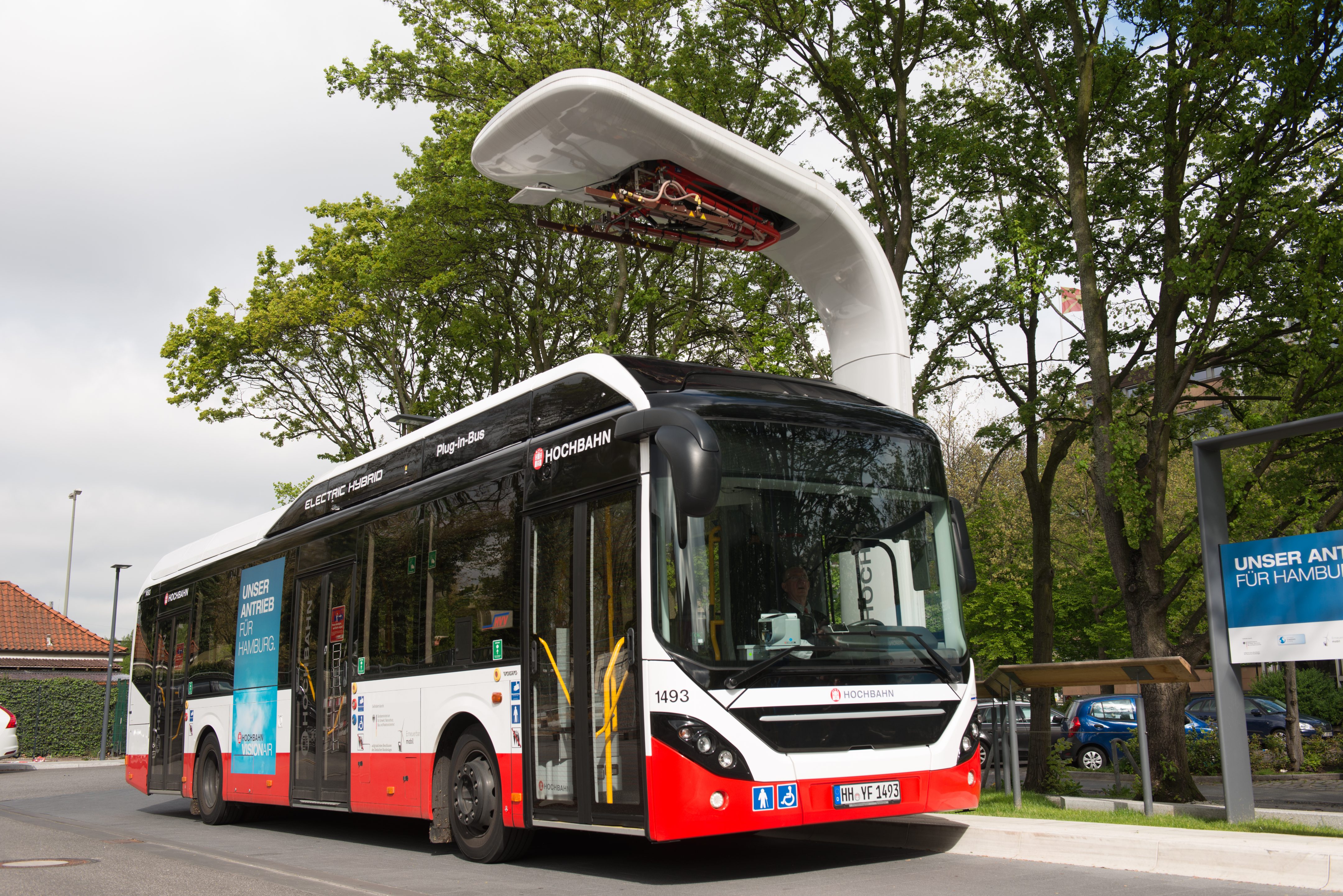 electric buses in uk