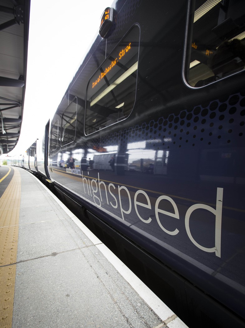 96% of Southeastern trains hit punctuality target in week one: Rochester-28
