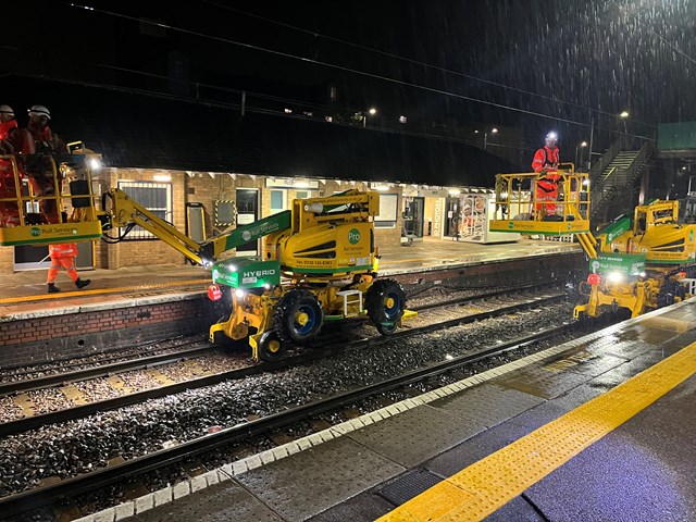 Network Rail completes first-of-its-kind zero emission engineering work at Royston: Hybrid MEWPS at Royston station in battery-only mode, Network Rail