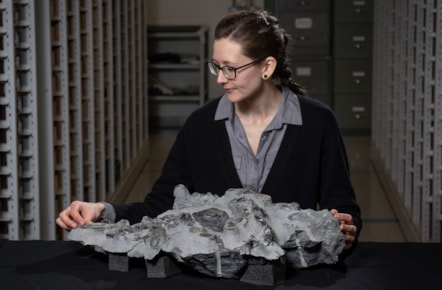 Dr Elsa Panciroli with the Elgol dinosaur fossil credit Neil Hanna 3