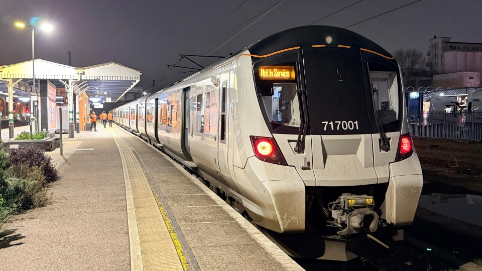 World first as development of quantum navigation technology advances onto Britain’s national railway: GTR test train