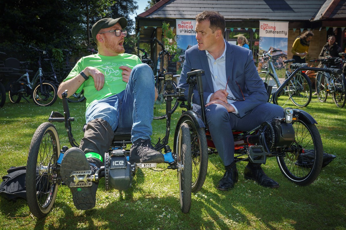 Pedal Power visit (l-r - Jeff Mayle, Pedal Power use and Deputy Minister for Climate Change)