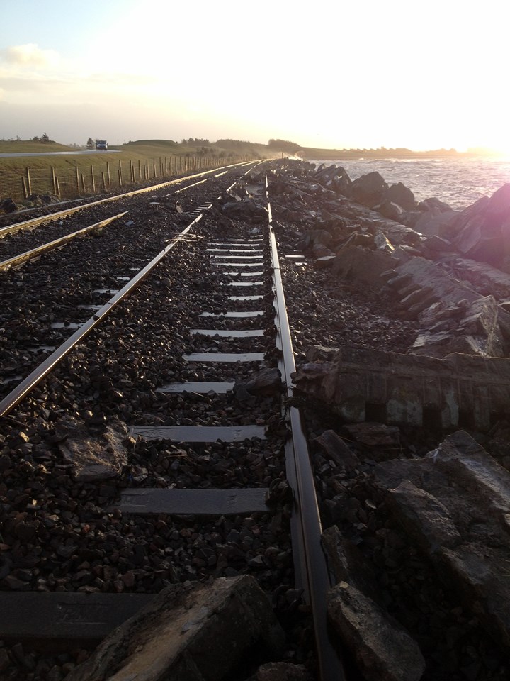 Storm damages - Pwll: Storm damages - Pwll