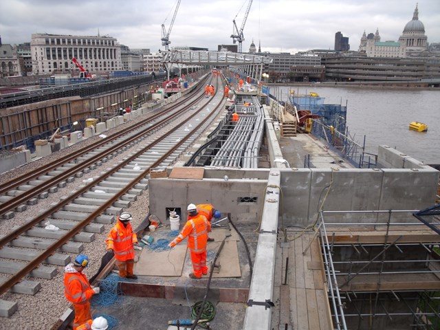 New Blackfriars roof & track being built, November 2010: New Blackfriars roof & track being built, November 2010 (part of the Thameslink Programme)