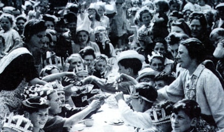 VE Day Street Party, Tilloch Street, Caledonian Road. Image credit Local History Centre